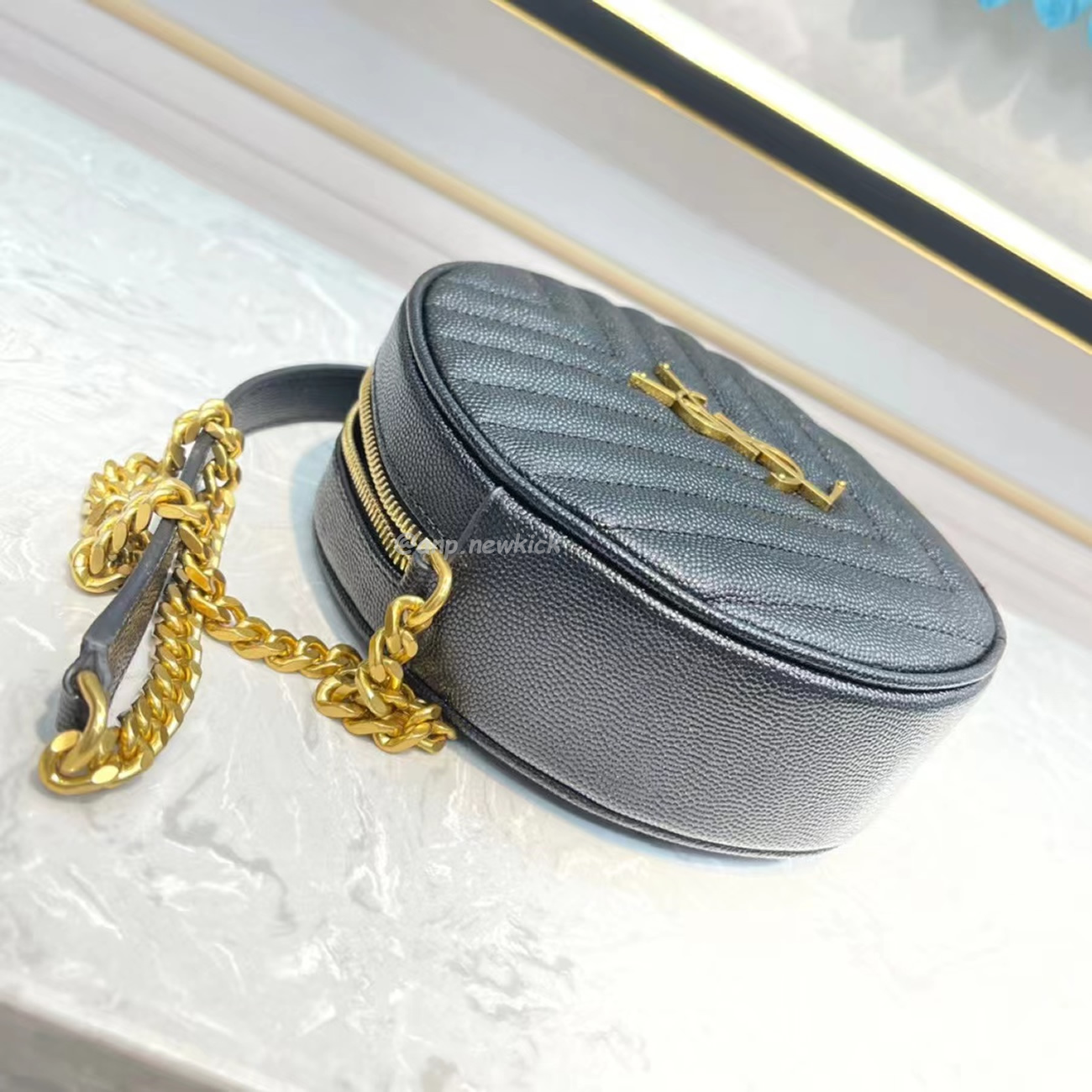 Saint Laurent Circular Quilted Crossbody Bag (5) - www.newkick.vip